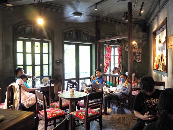 ベトナムのコンカフェ